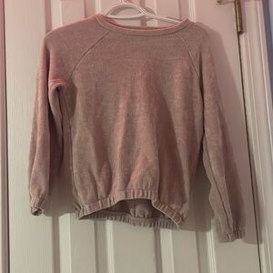 Never been worn it’s still in good  condition